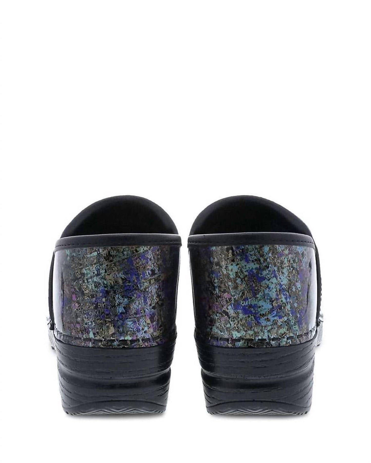 Dansko - महिलाओं के पेशेवर पेटेंट शूज़