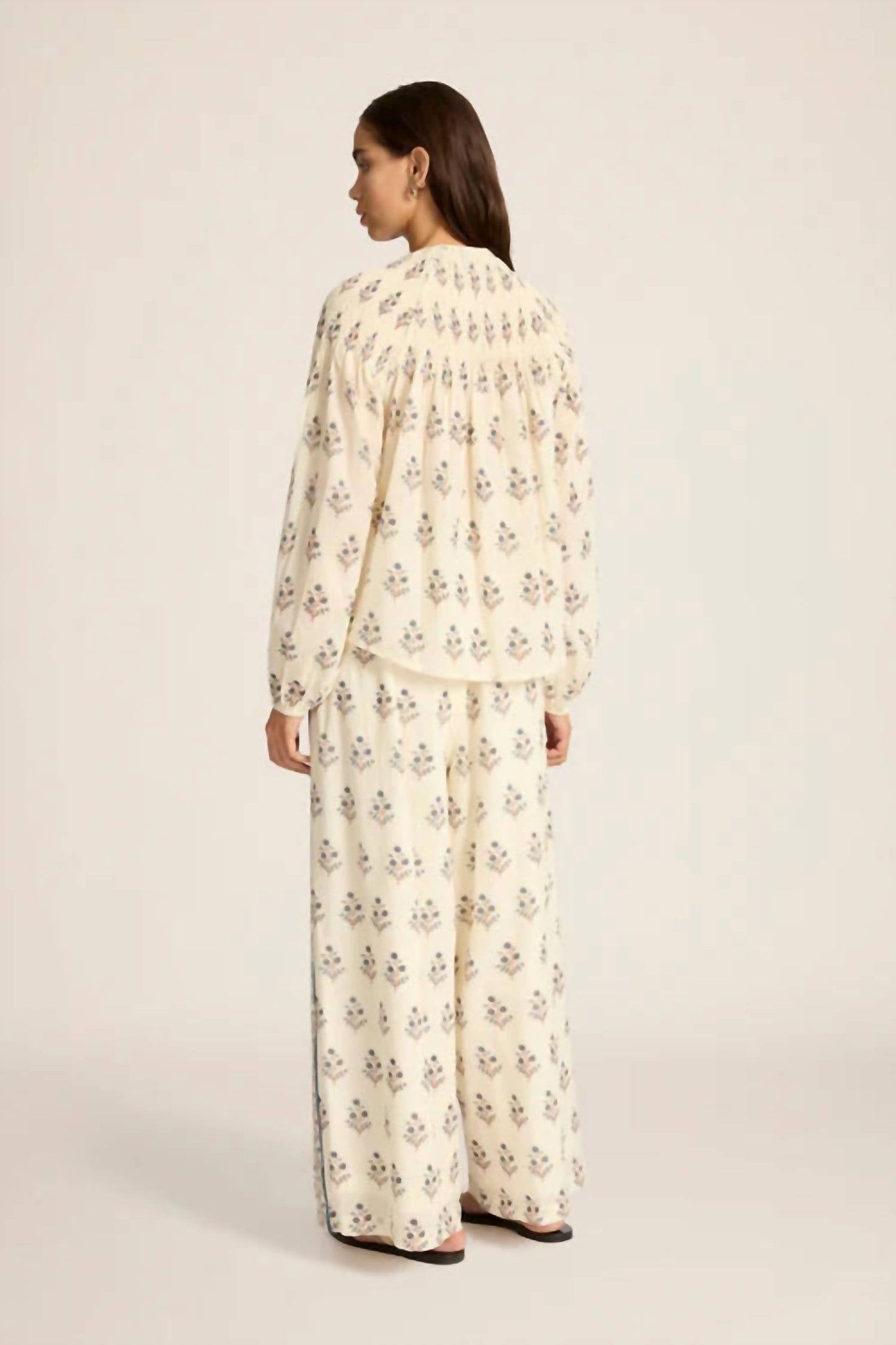 Hannah Artwear - Carmen Blouse
