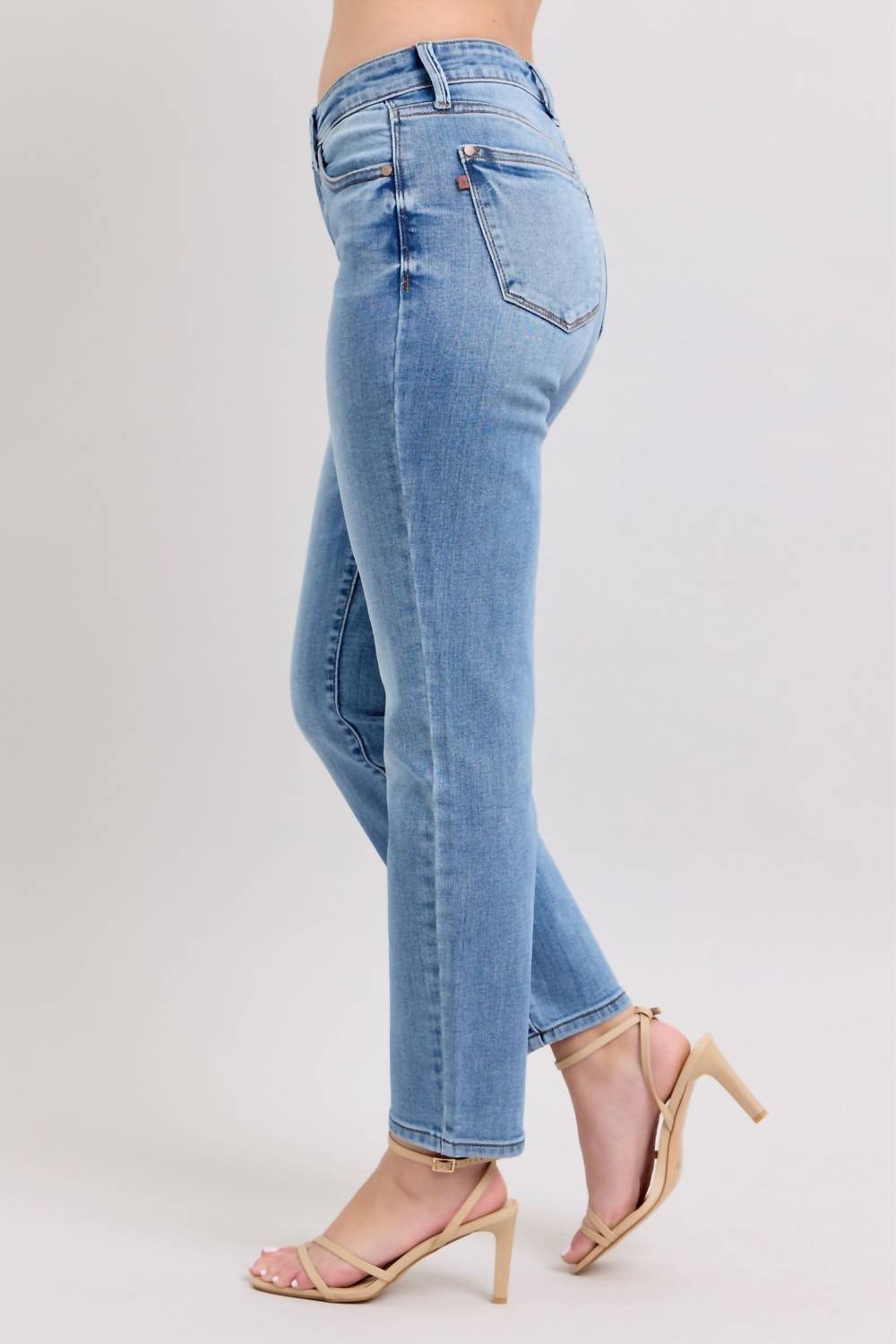 Judy Blue - Mid-rise Slim Fit With Cell Phone Pocket