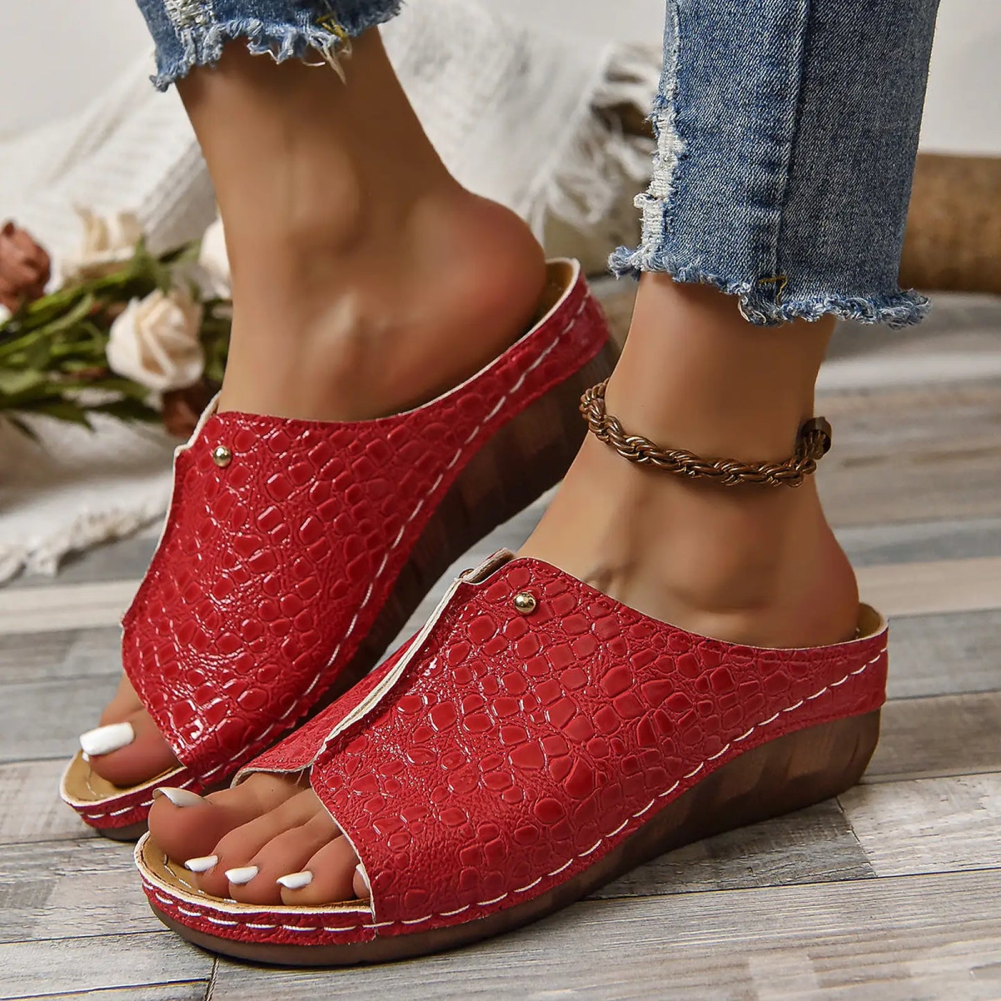 Crocodile Pattern Platform Wedge Sandals for Women