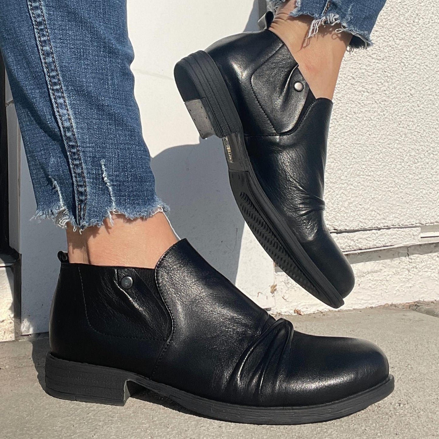 Biza - Women's Ellis Leather Loafer