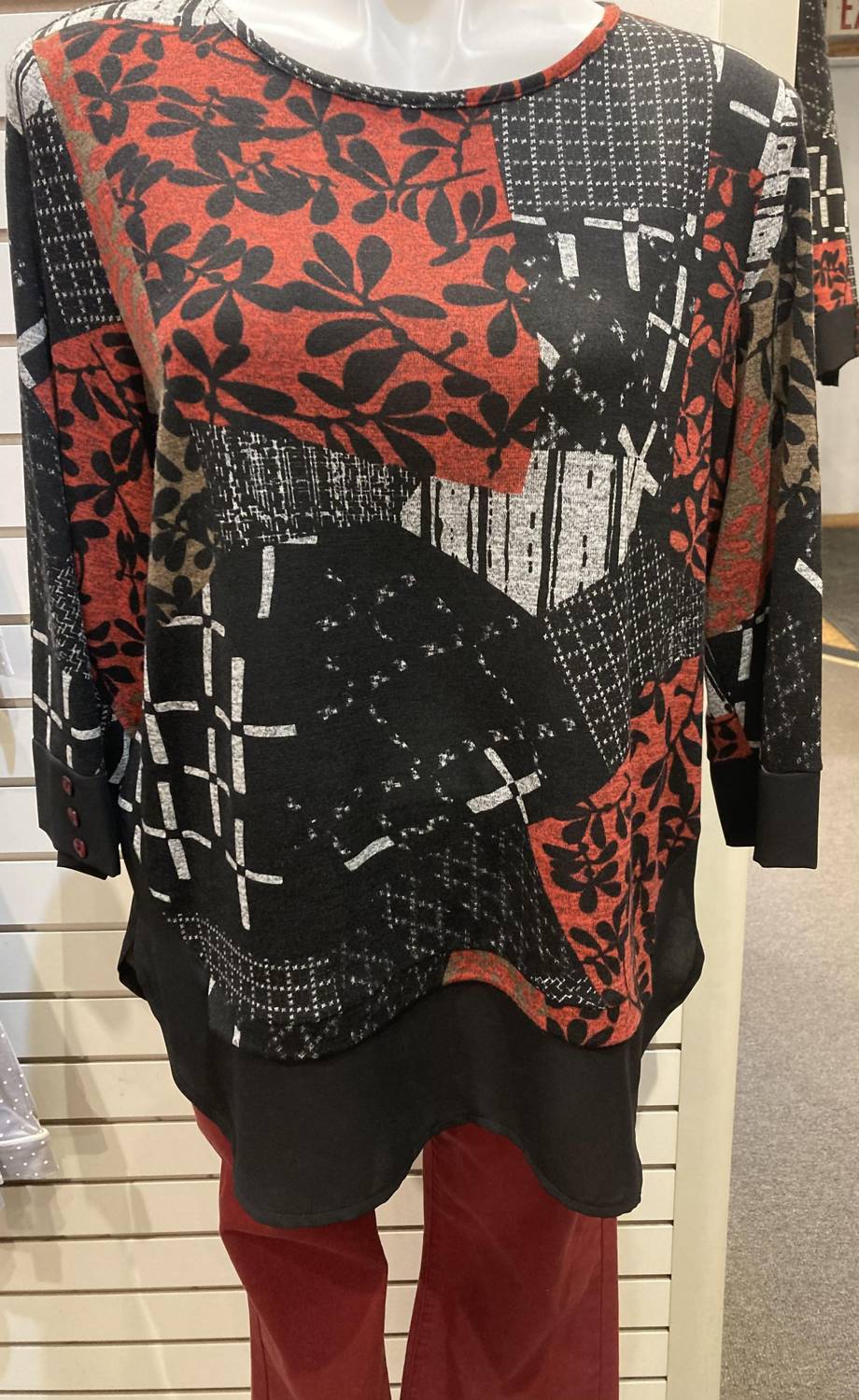 Bali Corp. - Women's 3/4 Patterned tunic