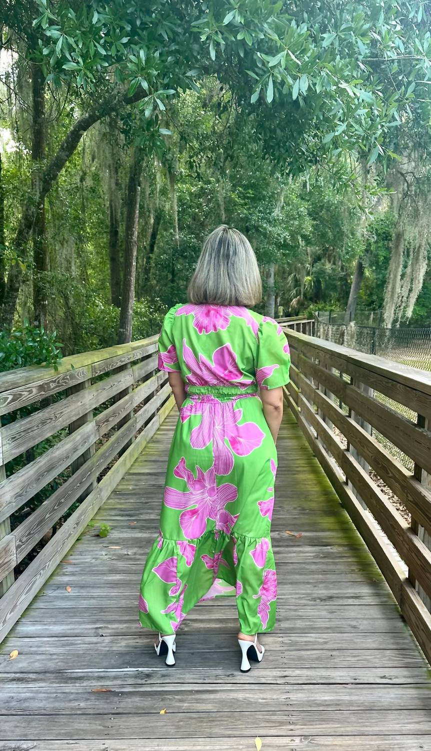 A.Peach - Notched Flared V-neck Maxi Dress
