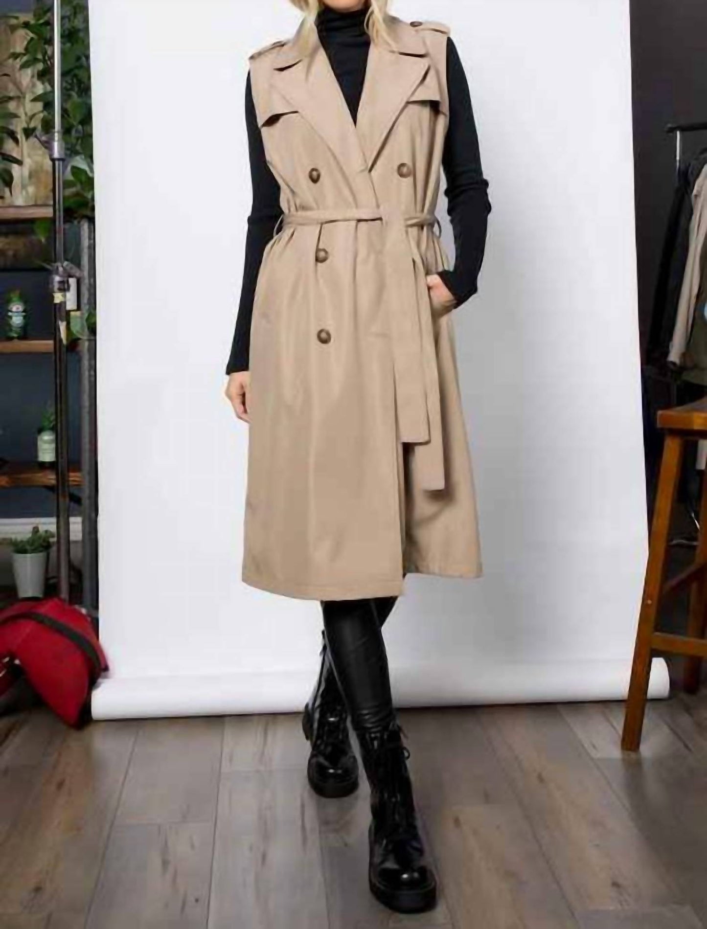26 International - Sleeveless Trench Coat
