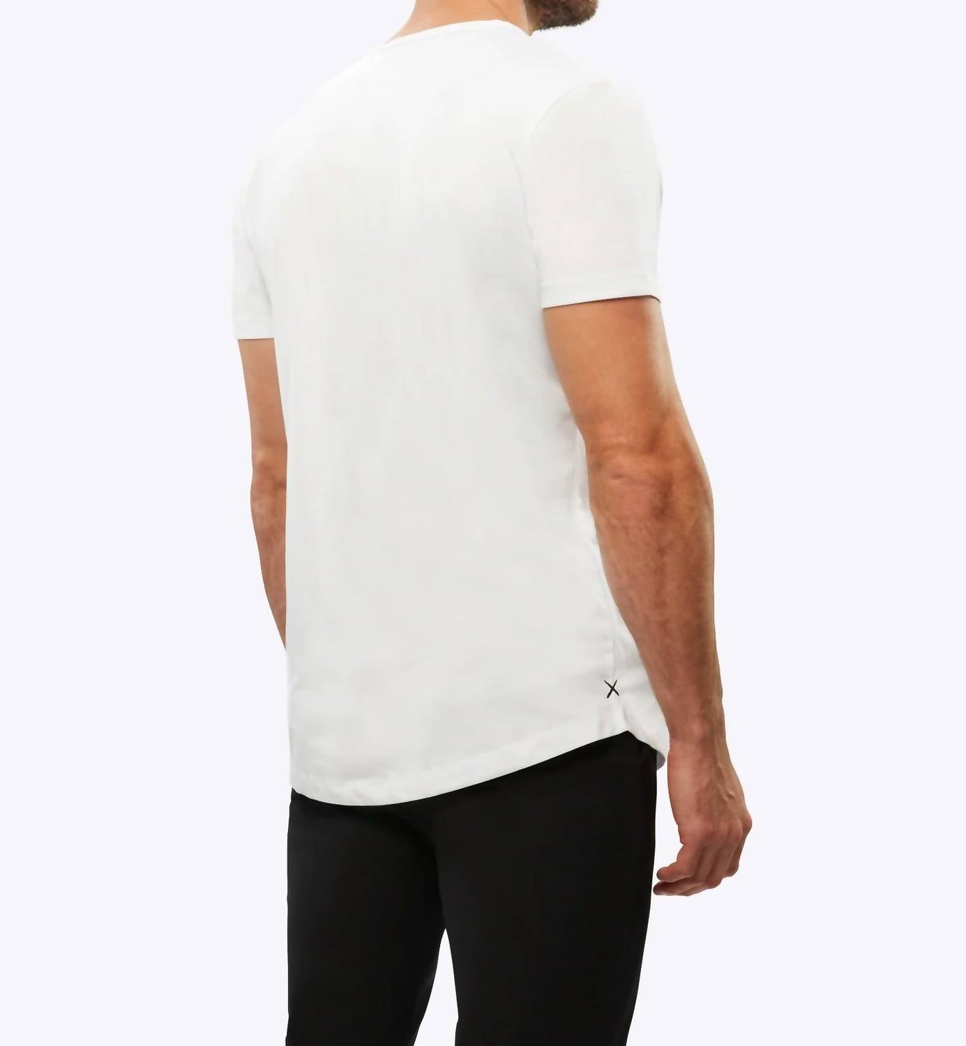 Cuts - AO Curve-Hem Tee