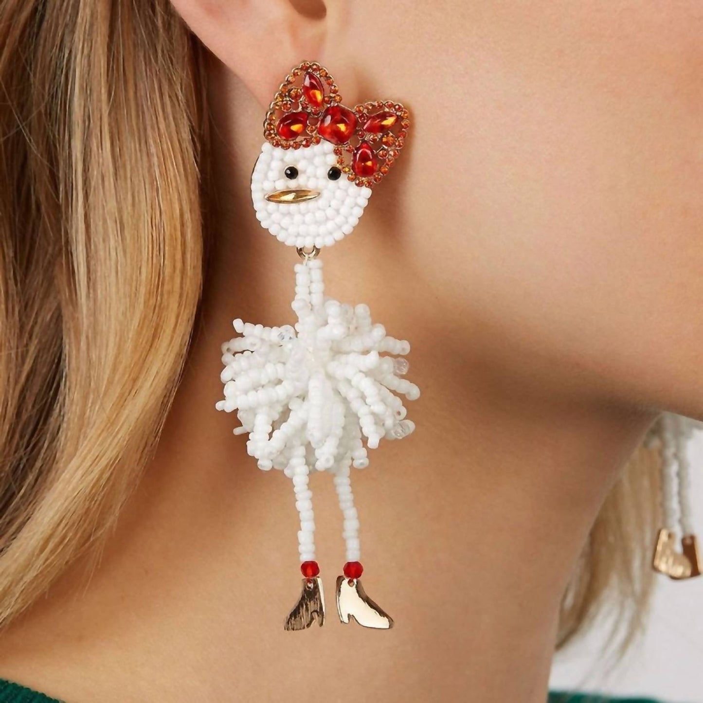 Baublebar - महिलाओं के लिए मिसेज एंड मिसेज फ्रॉस्टी इयररिंग्स