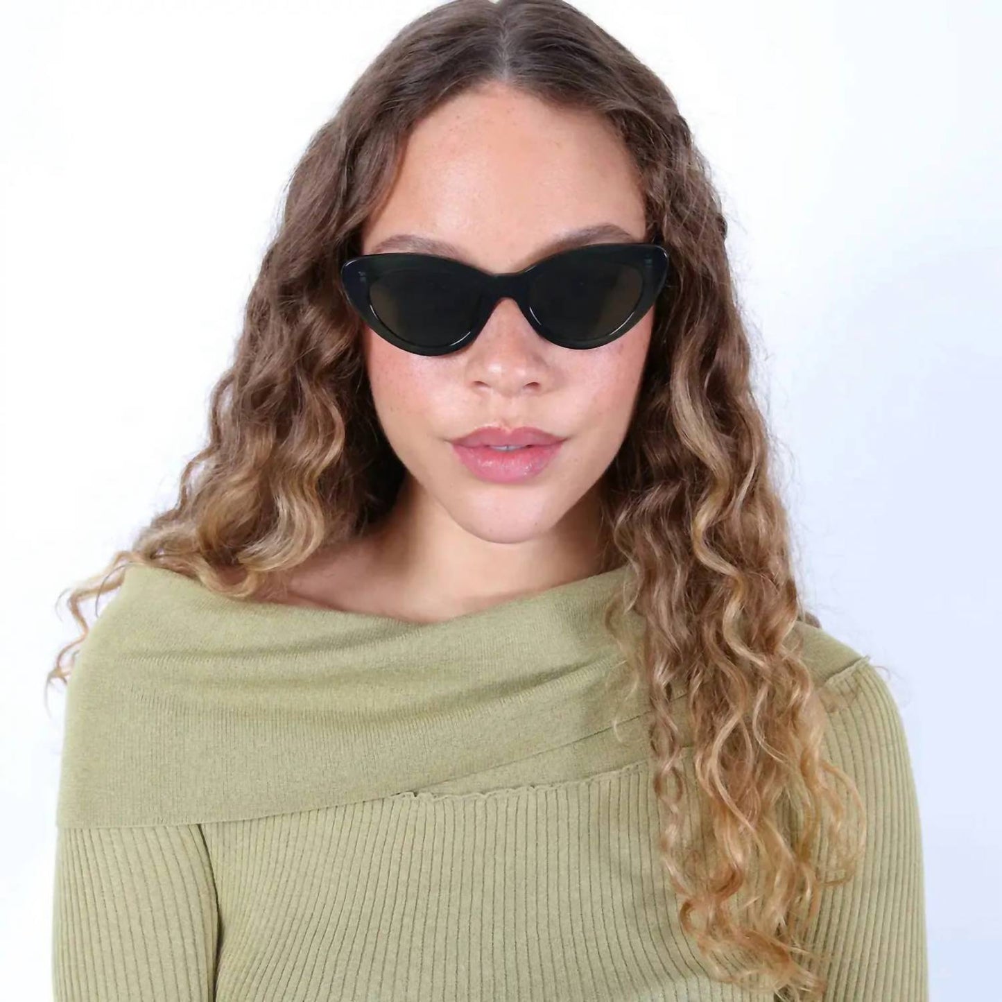 Illesteva - Pamela Sunglasses