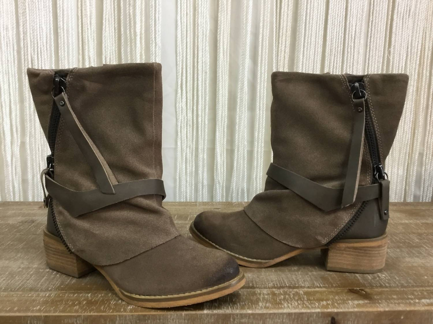 Naughty Monkey - Women's Shelley Boots