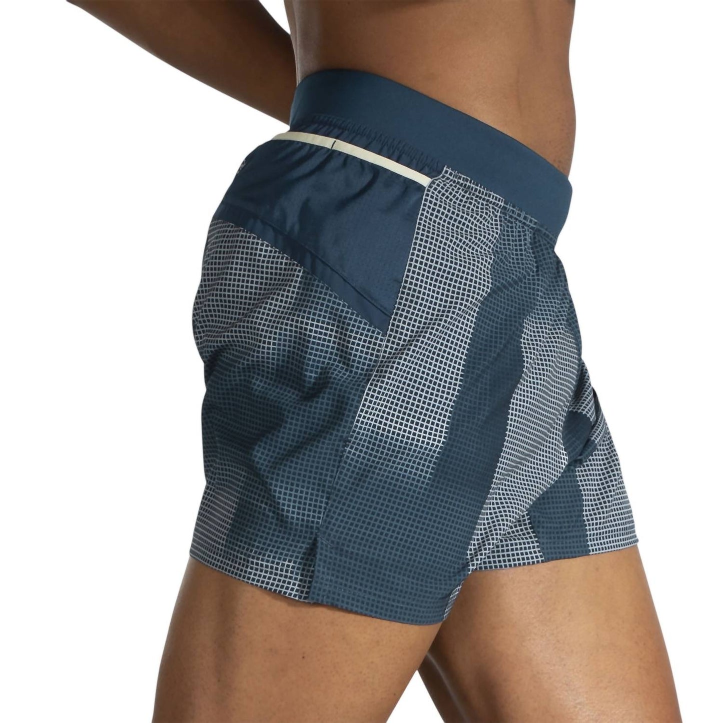 Brooks - पुरुषों के शेरपा 5" शॉर्ट्स