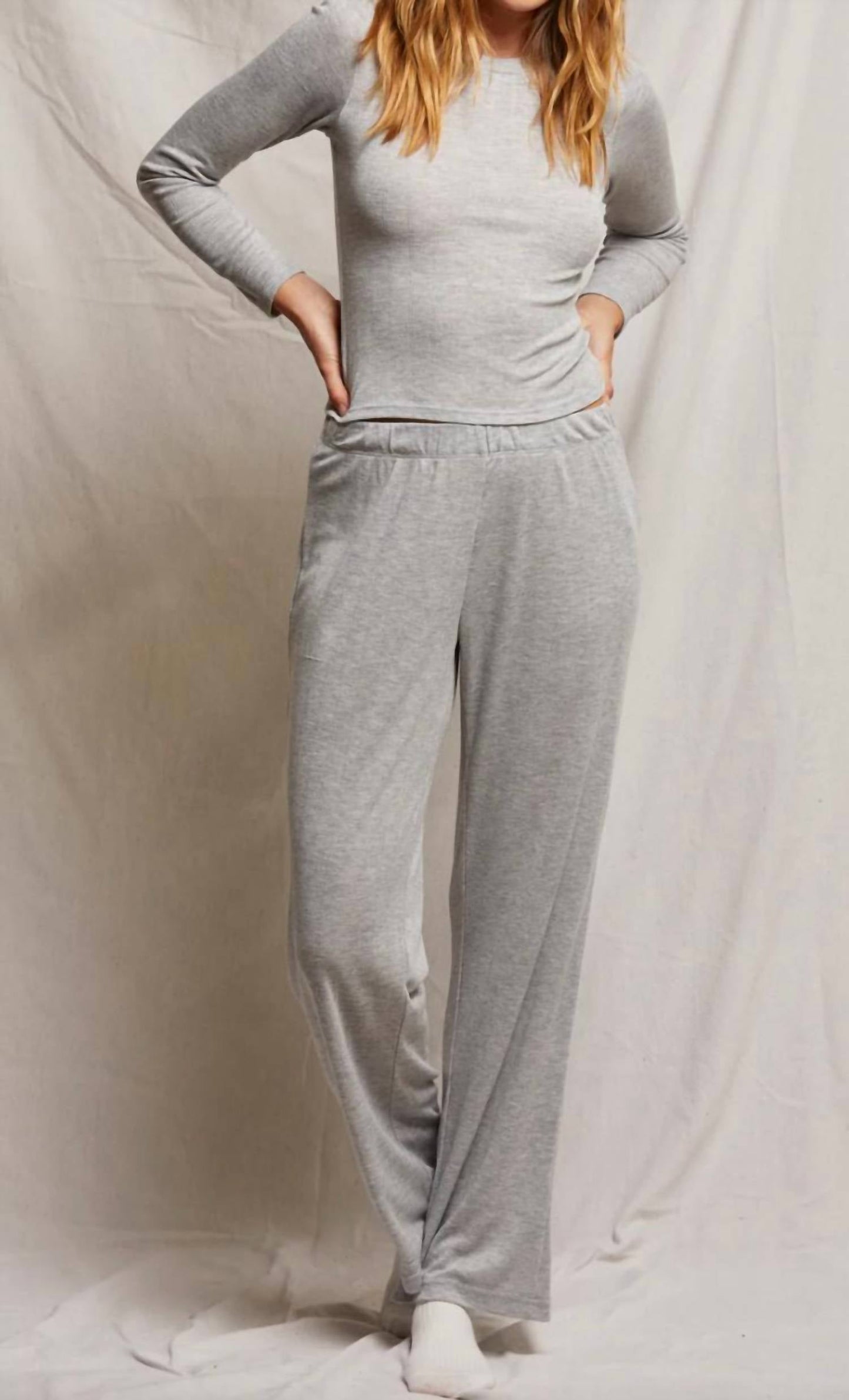 Perfectwhitetee - LOREN POINTELLE PJ SET