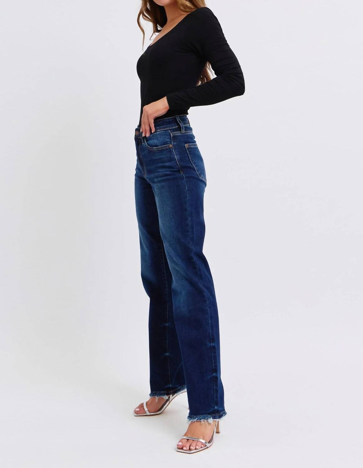 Judy Blue - Selena Mid Rise Straight Leg Jeans With Fray Hem