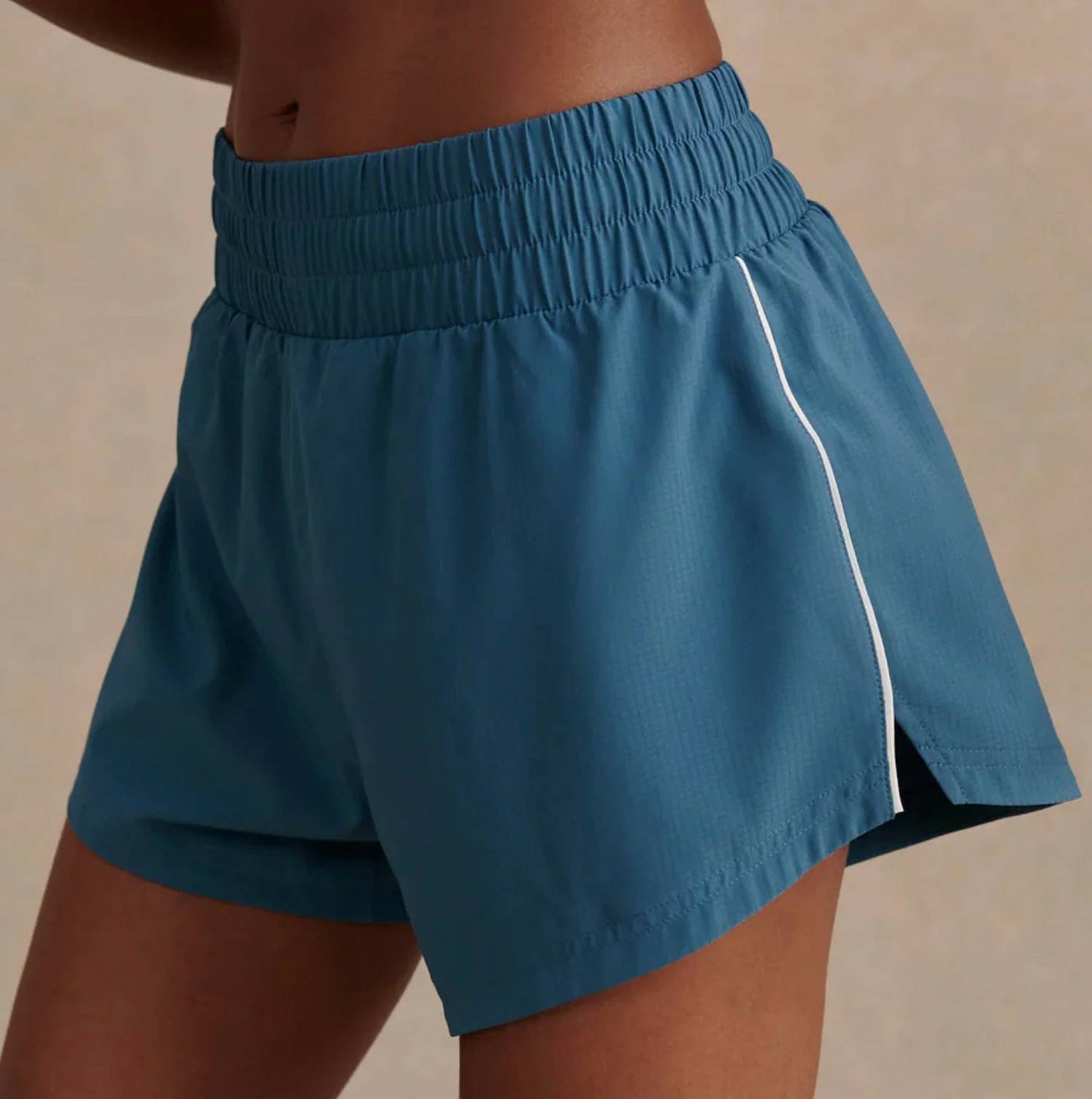 Varley - Kallin Piped Running Shorts