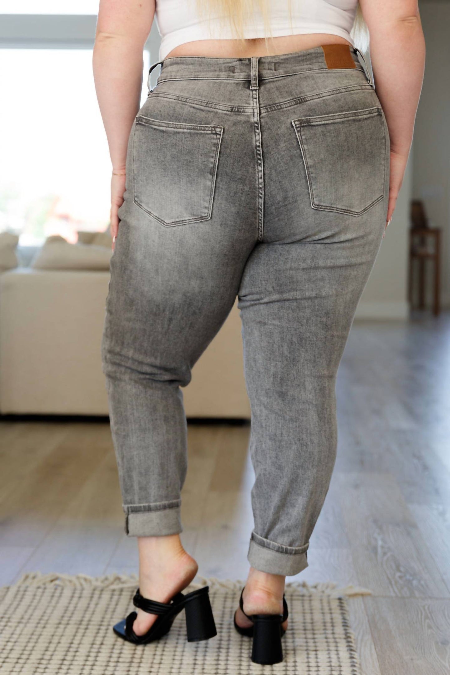 Judy Blue - High Rise Stone Wash Slim Jeans