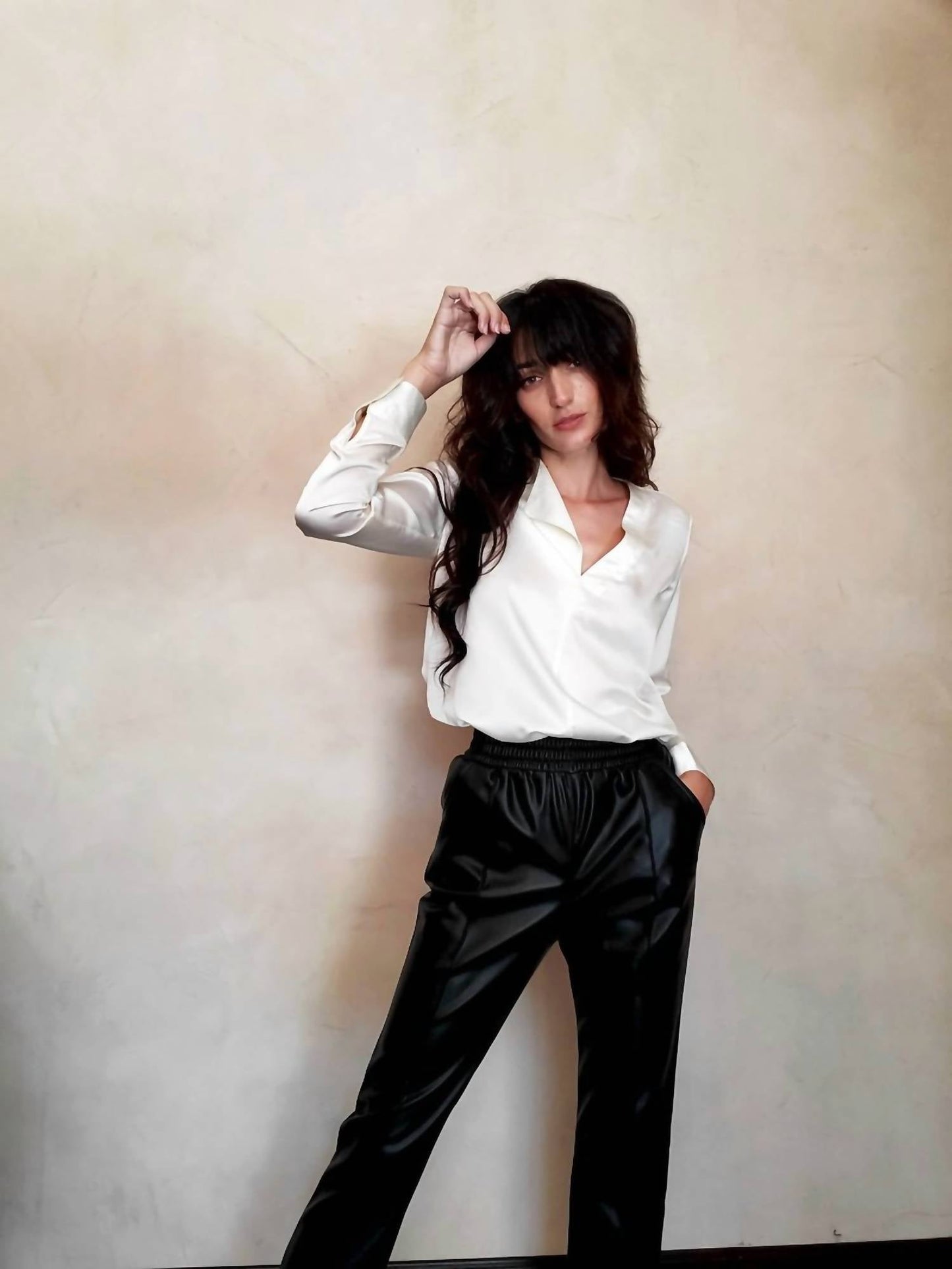 Lblc The Label - Annie V Neck Blouse