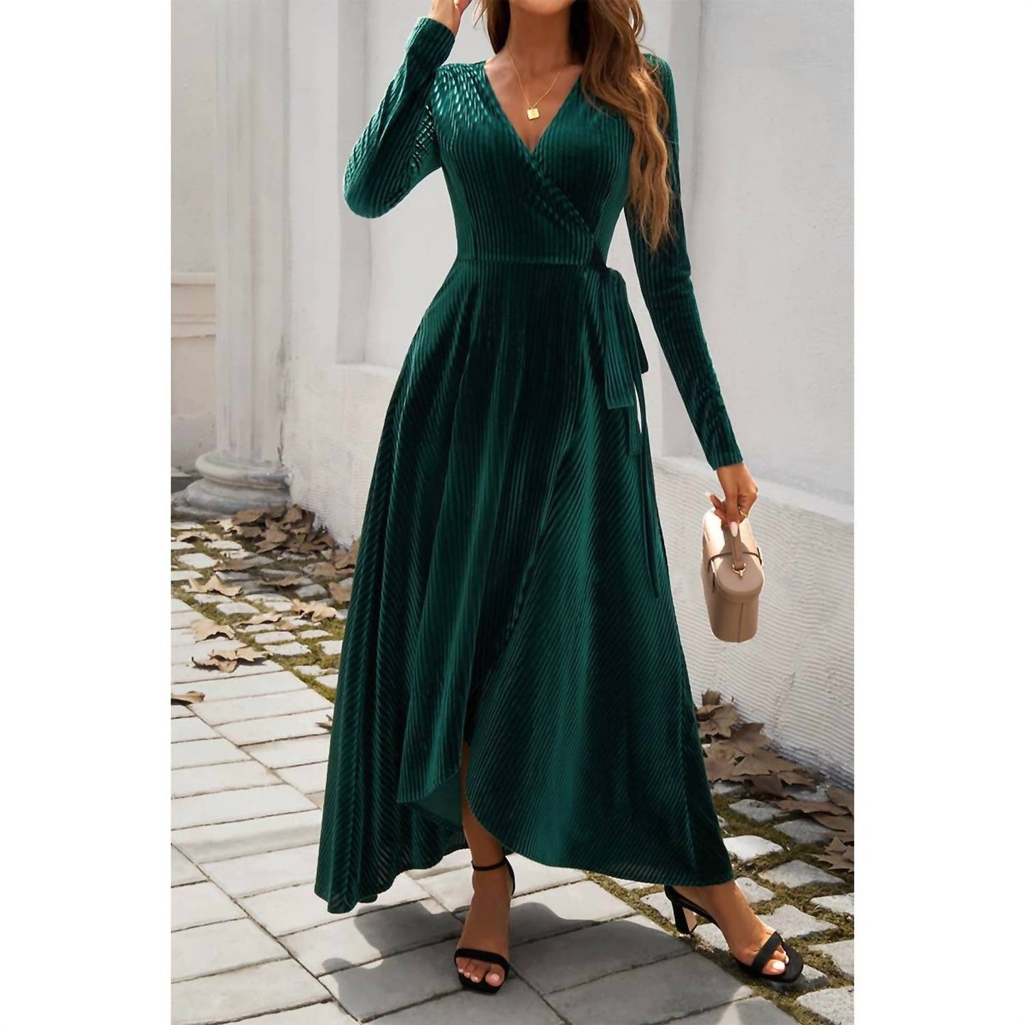 Supreme Fashion - V Neck Velvet Maxi Dress