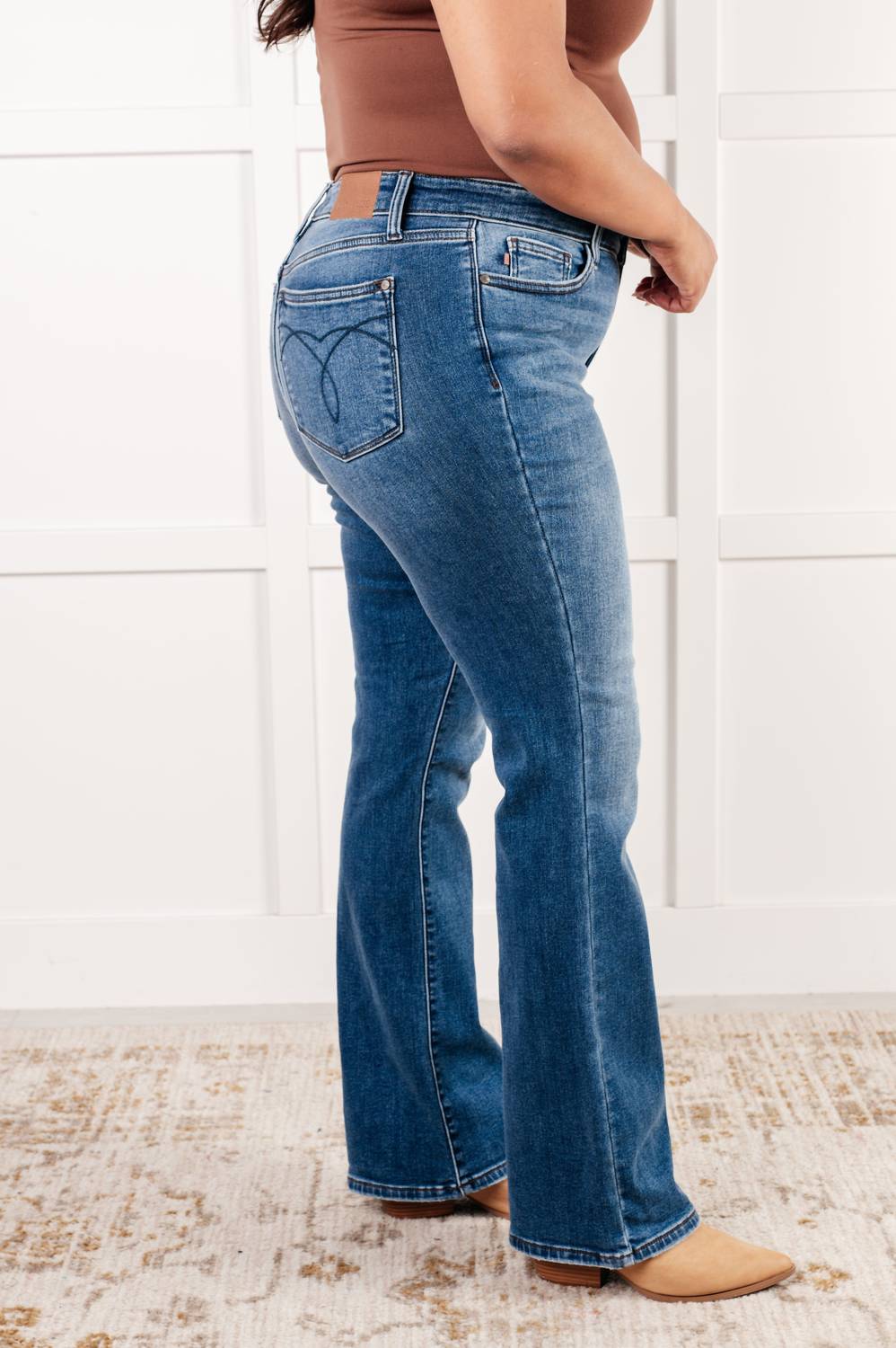 Judy Blue - Mid Rise Thermal Bootcut Jean