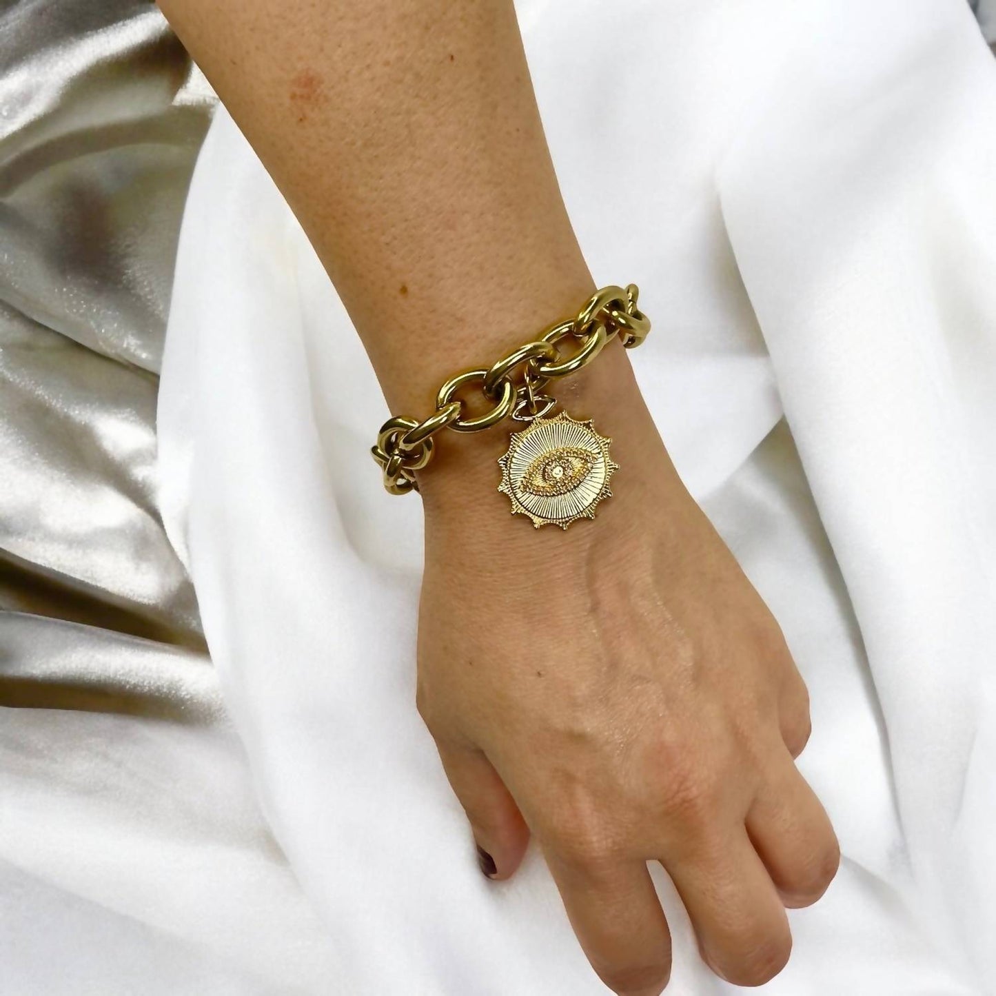 Jagged Halo Jewelry - Women's Tatiana Evil Eye Amulet Bracelet