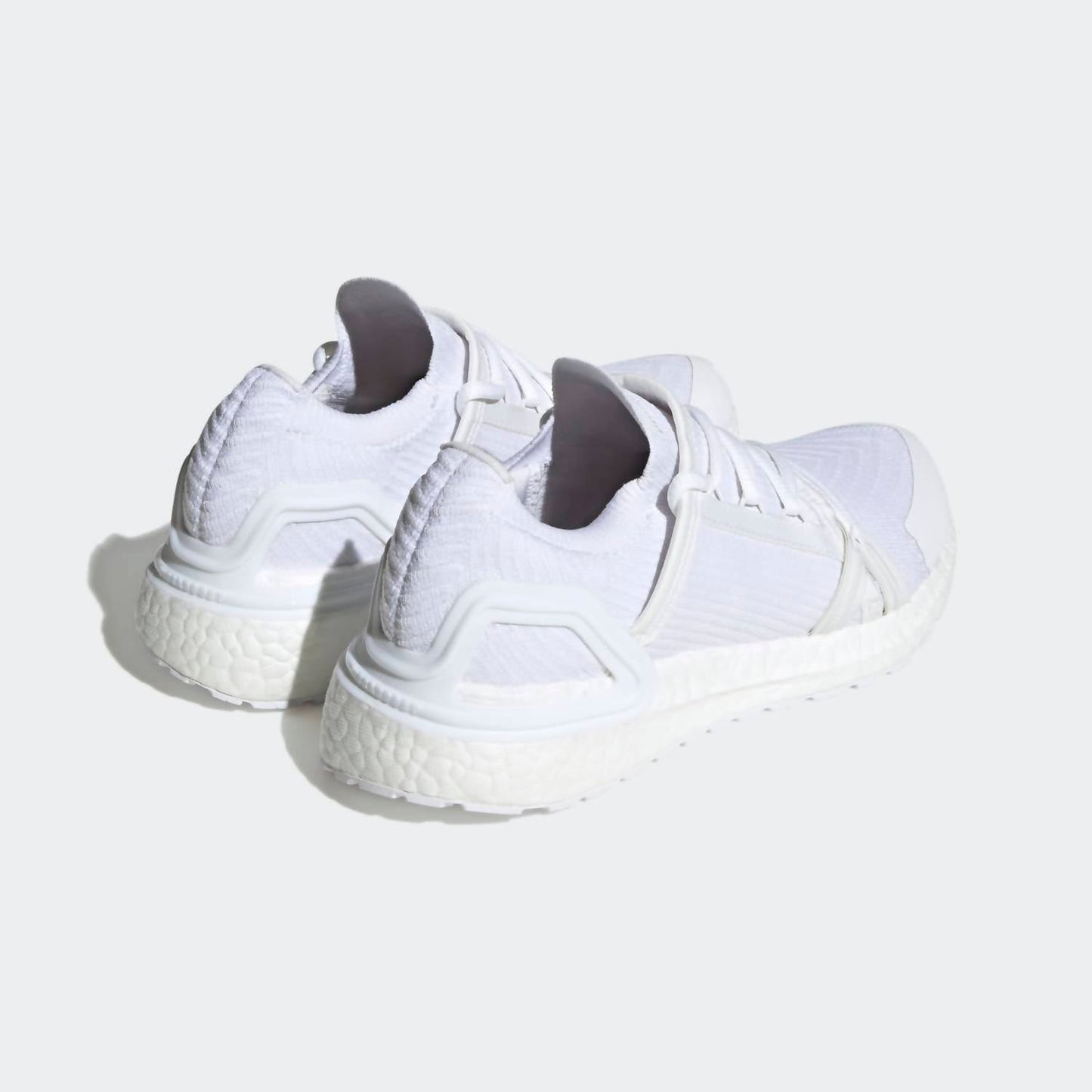 Adidas - Women Ultraboost 20 Sneaker