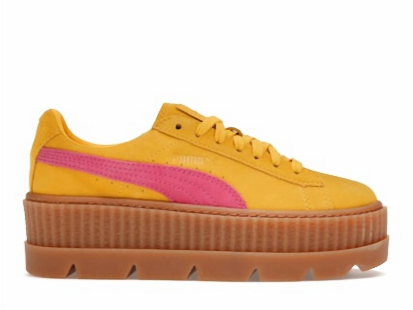 Puma - महिला फेंटि क्लीटेड क्रीपर स्यूडे स्नीकर