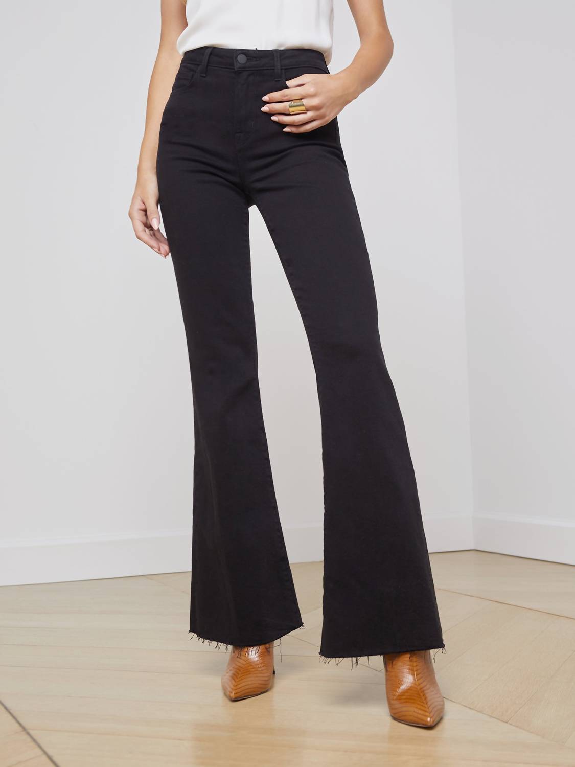 L'Agence - Sera High Rise Sneaker Flare-leg Jean