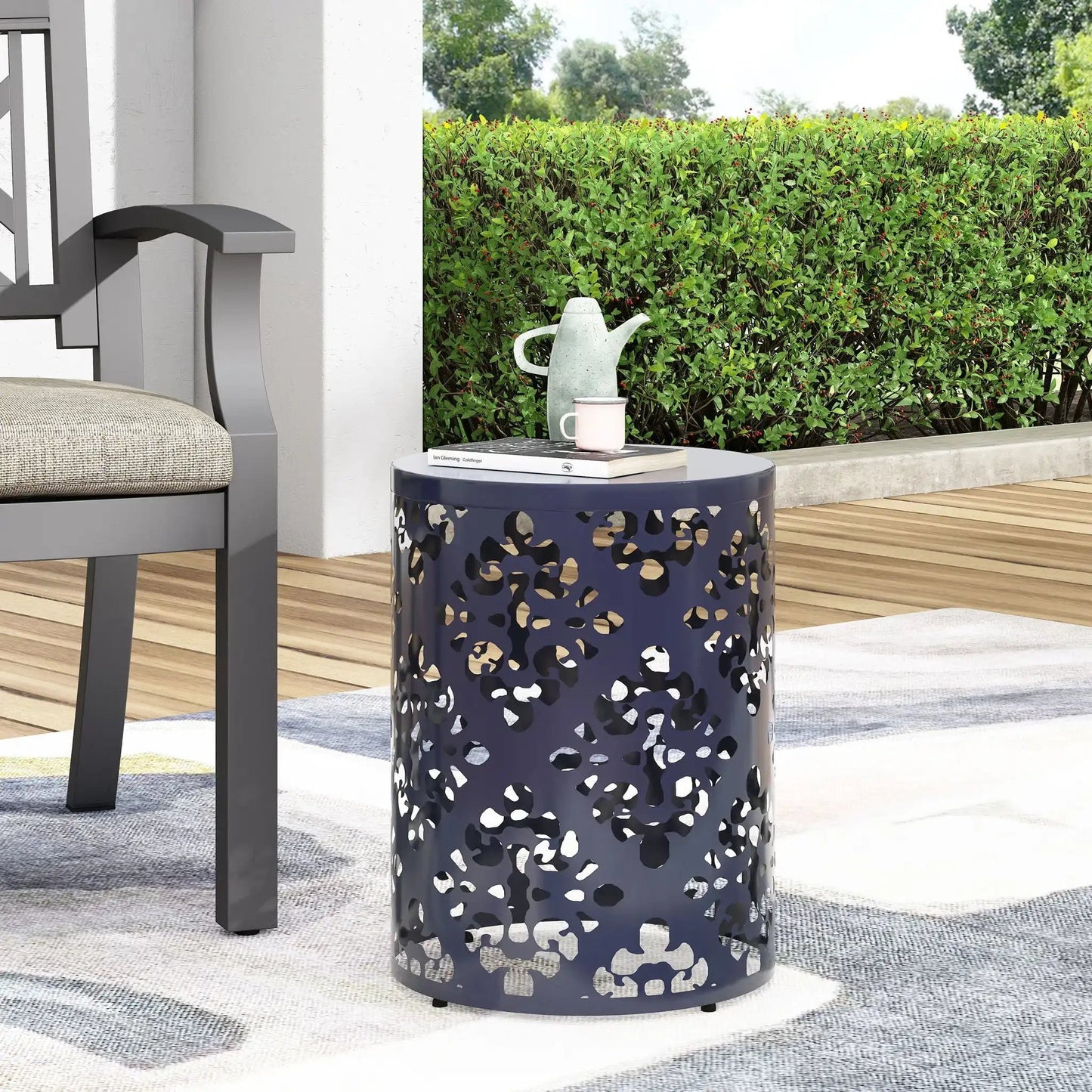 Outdoor Metal Modern Design End Table