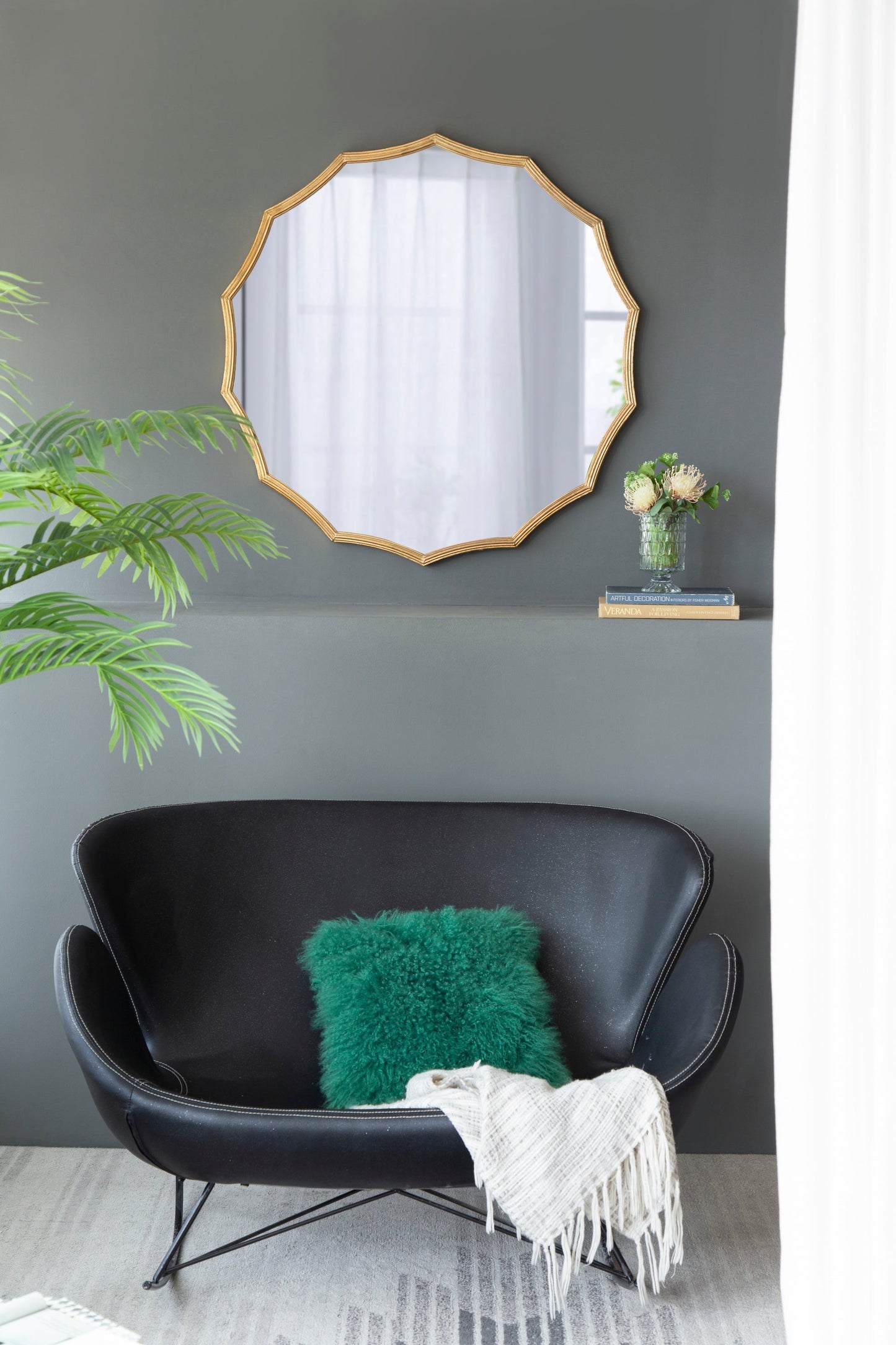 40" Round Sunburst Wall Mirror with Gold Finish