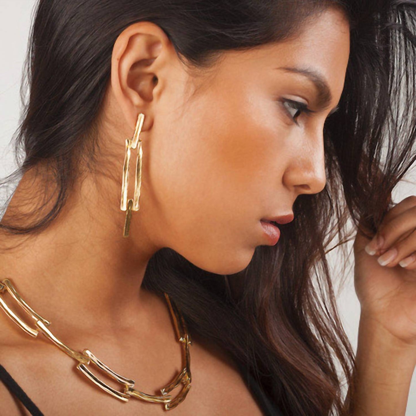Avenue Chic - Women's Camille Necklace