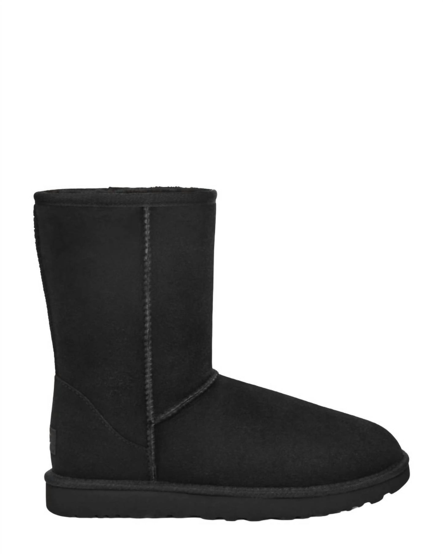 Ugg - महिलाओं के क्लासिक शॉर्ट II बूट