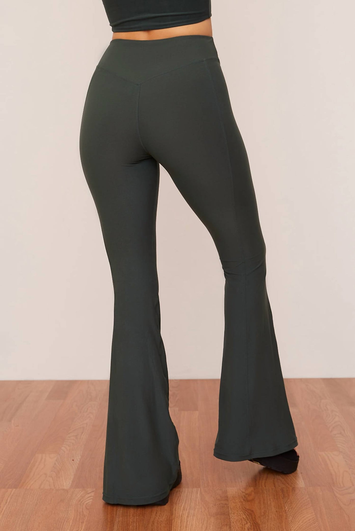 Wolven - Active Flare Pants