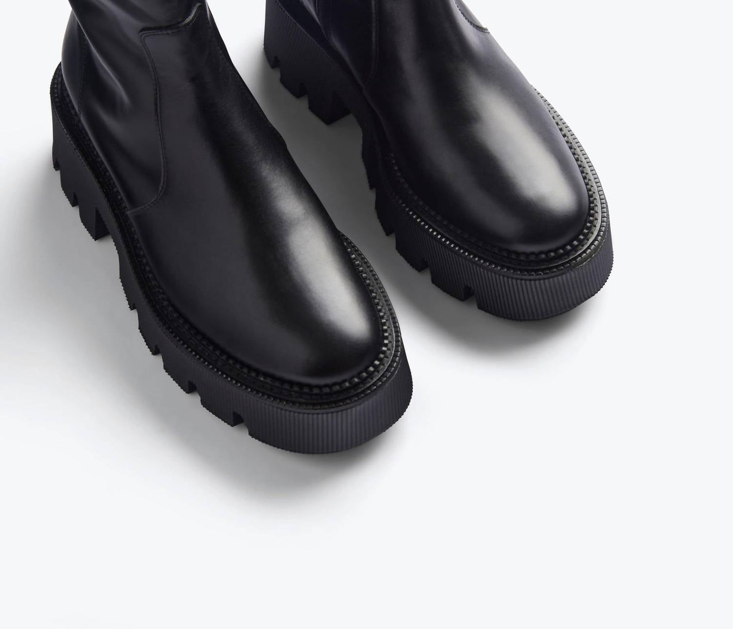 Freda Salvador - Women's Darla Lug Sole Chelsea Boot