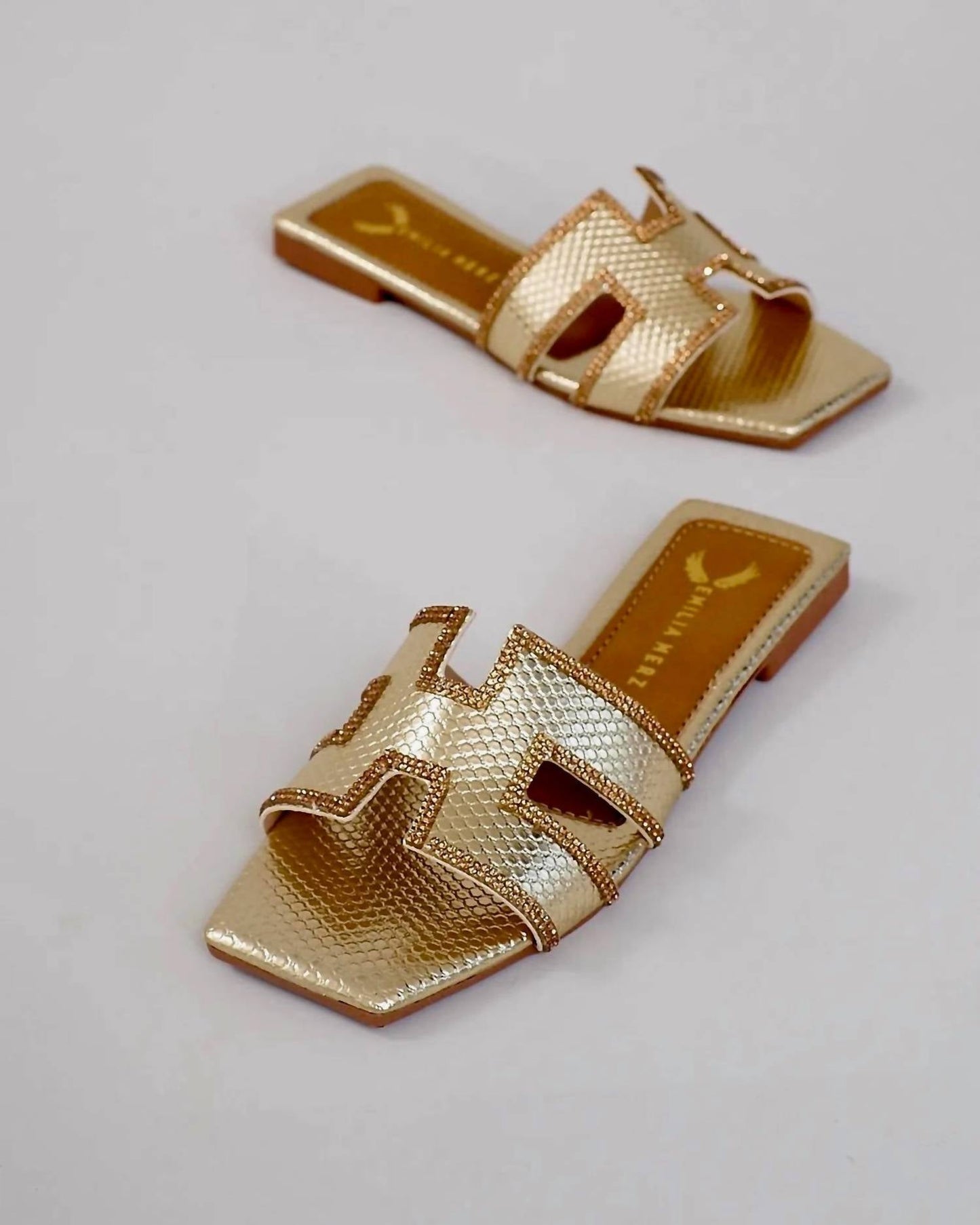 Emilia Merz - Women's Dubai H Flats