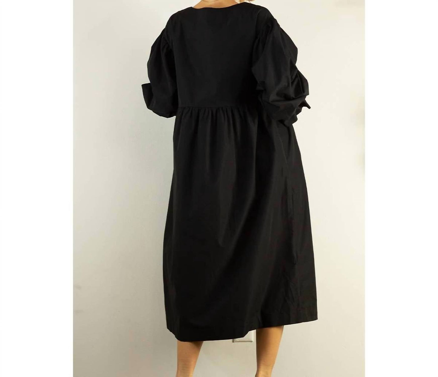 Mulla - The Shape Midi Dress