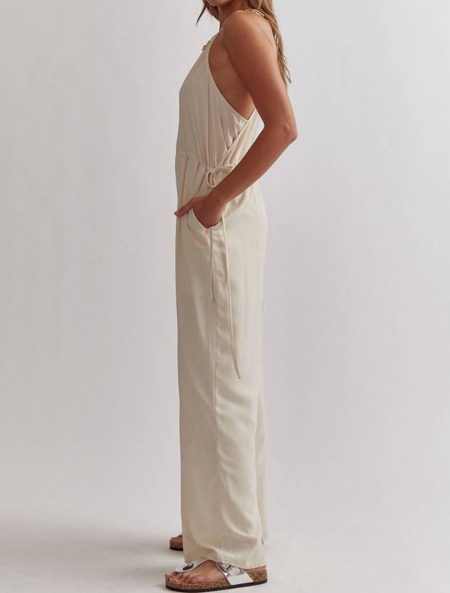 Entro - Sleeveless Wide Leg Romper w/ Chainlink Straps