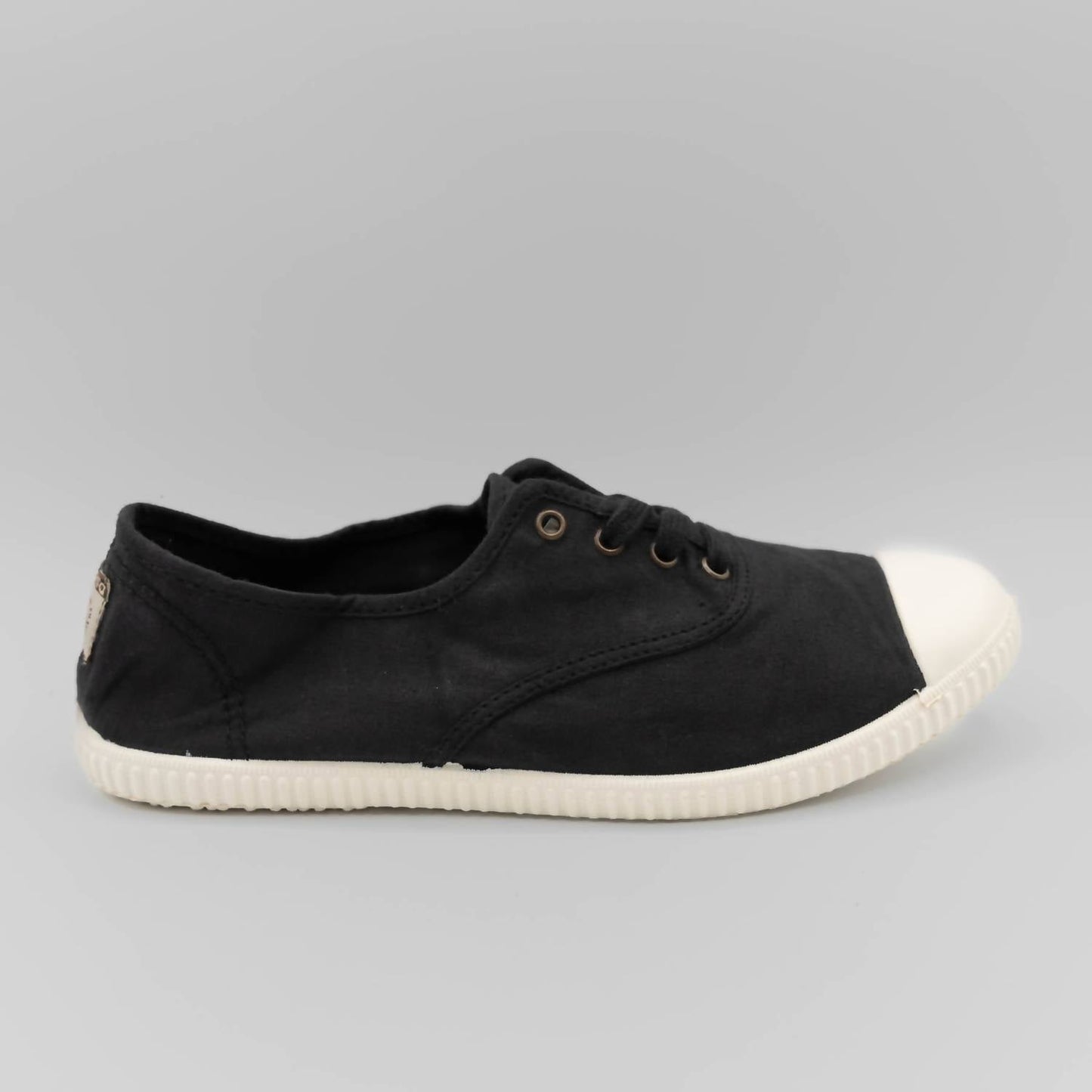 Victoria - Women's Inglesa Tintada Puntera Sneaker