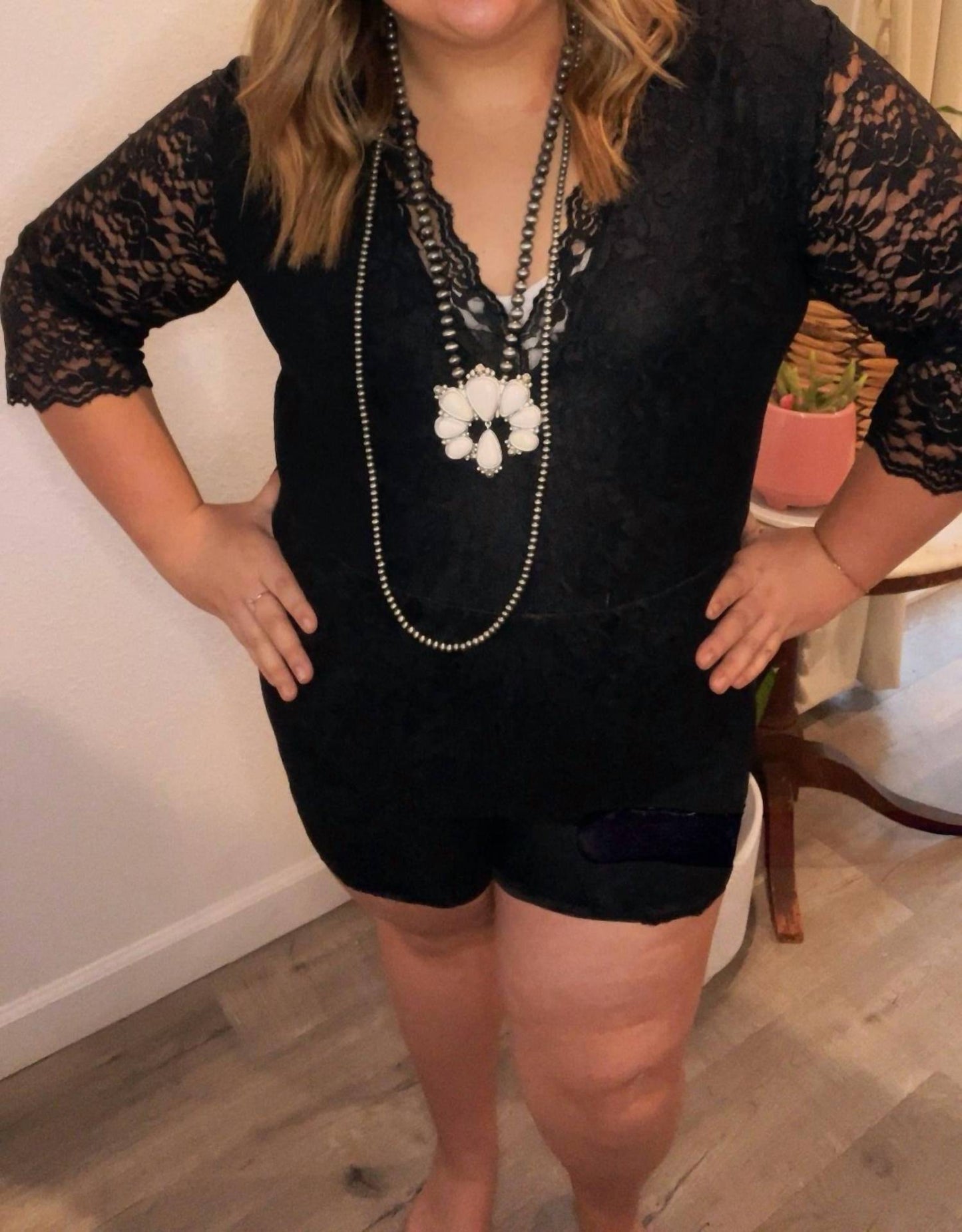 Merigold Kiss - Onyx Lace Romper