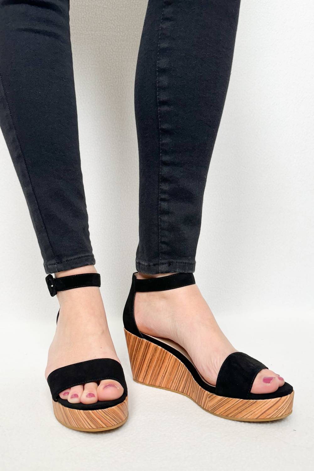 Pelle Moda - Witten Sandal