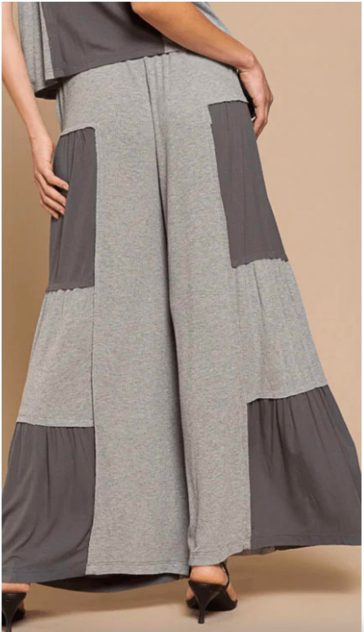 Pol - Ribbed Contrast Fabric Panel Wide Leg Pants