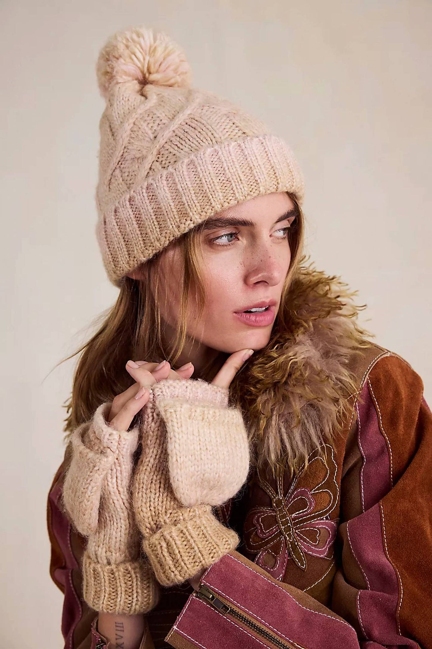 Free People - Women's Rainbow Run Hat and Glove Set