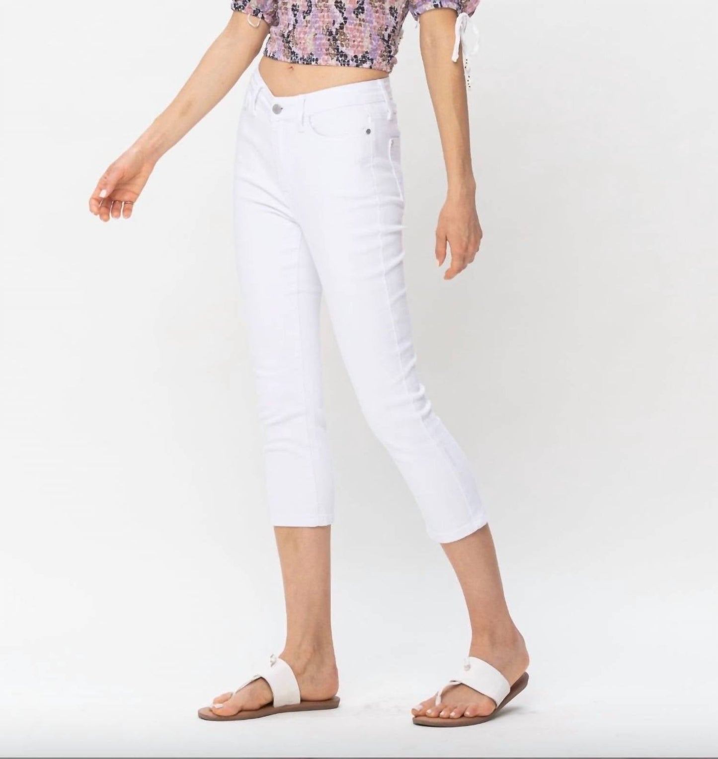 Judy Blue - Non-distressed Capri Jeans
