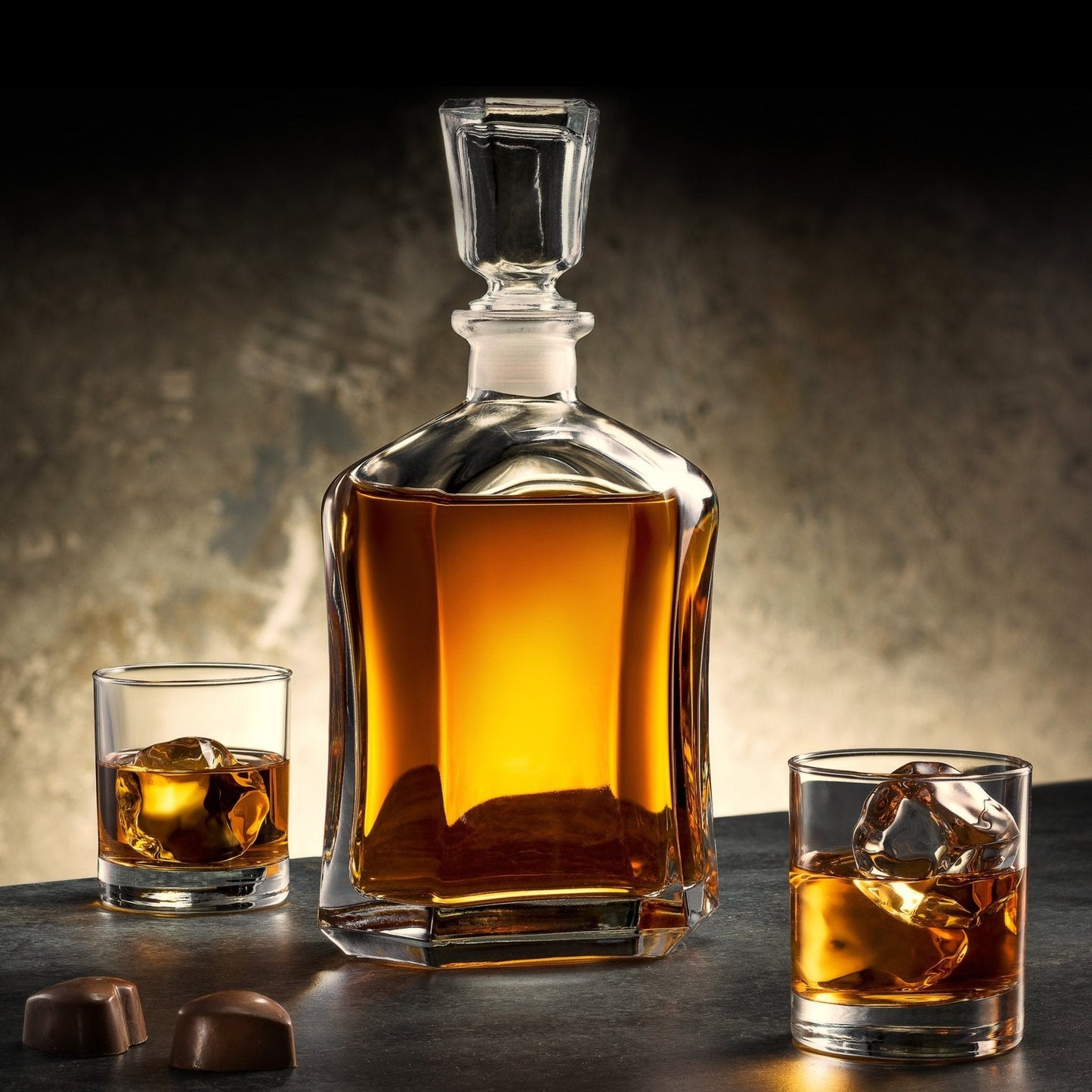 Glass Decanter with Airtight Geometric Stopper - 23.75 Oz