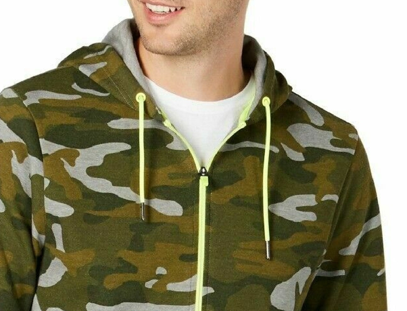 Ideology Men's Colorblocked Camo Jacket Green Size Large