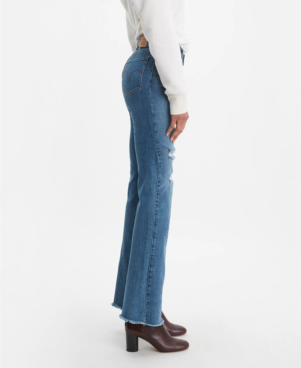 Levi's Women's Distressed Curvy Bootcut-Leg Jeans Blue Size 33X32