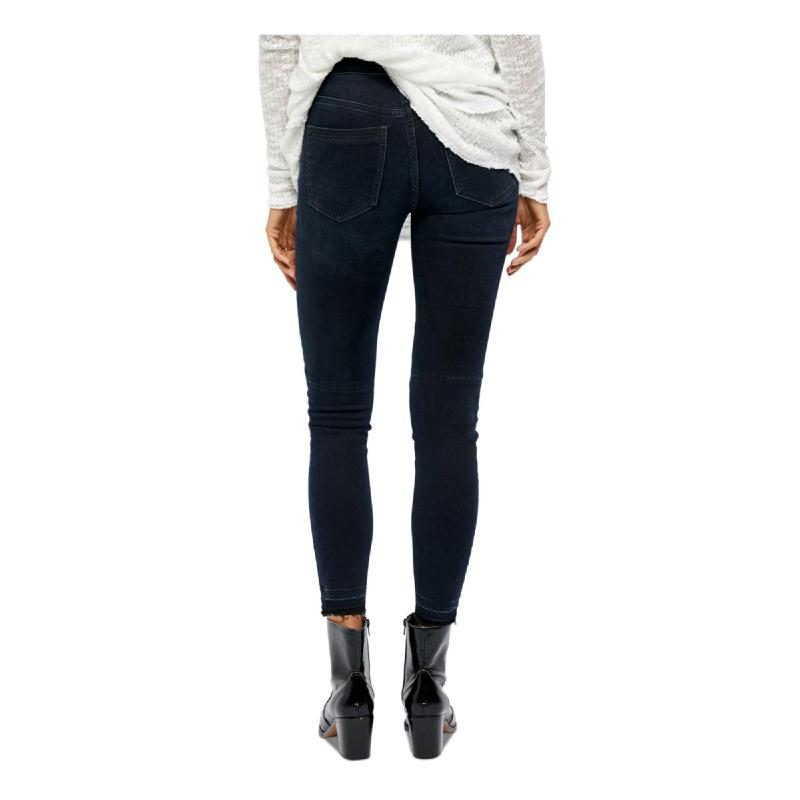 Free People Women's Pocketed Zippered Jeans Navy Size 27