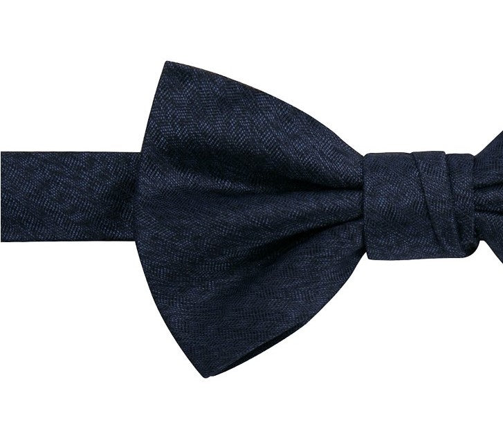 Ryan Seacrest Distinction Men's Angus Solid Pre-Tied Bow Tie Blue Size Regular