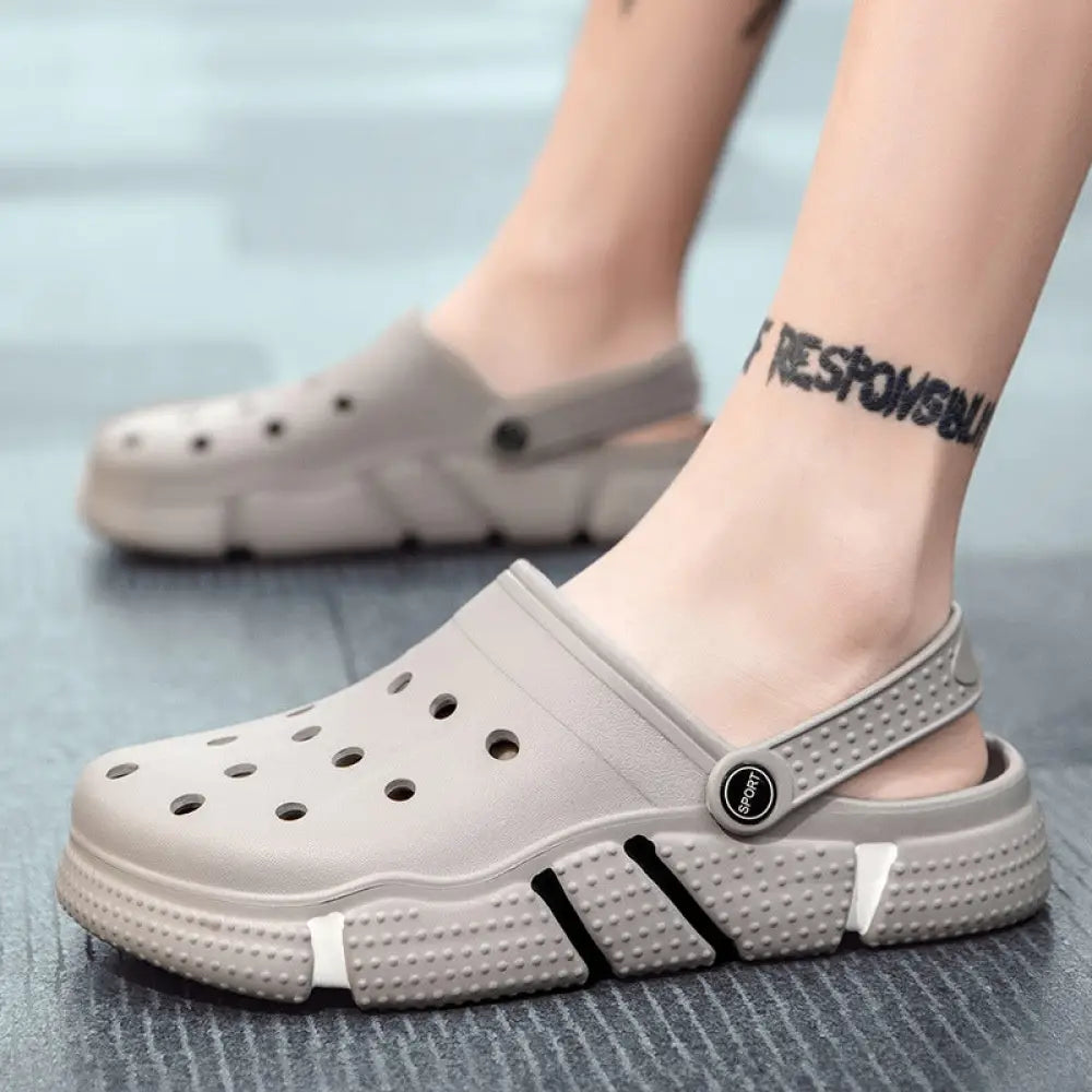 Men Breathable Waterproof Eva Beach Clogs