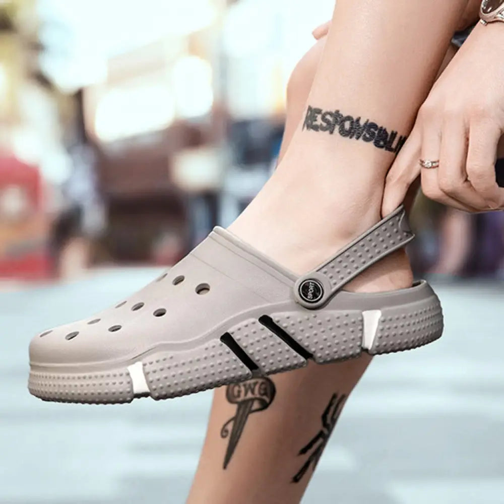 Men Breathable Waterproof Eva Beach Clogs