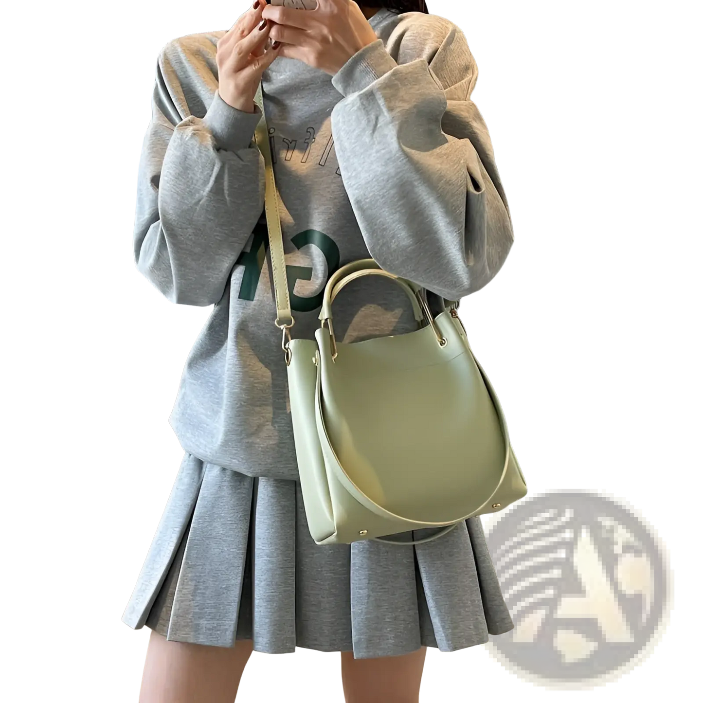 Minimalist Leather Bucket Bag with Detachable Strap