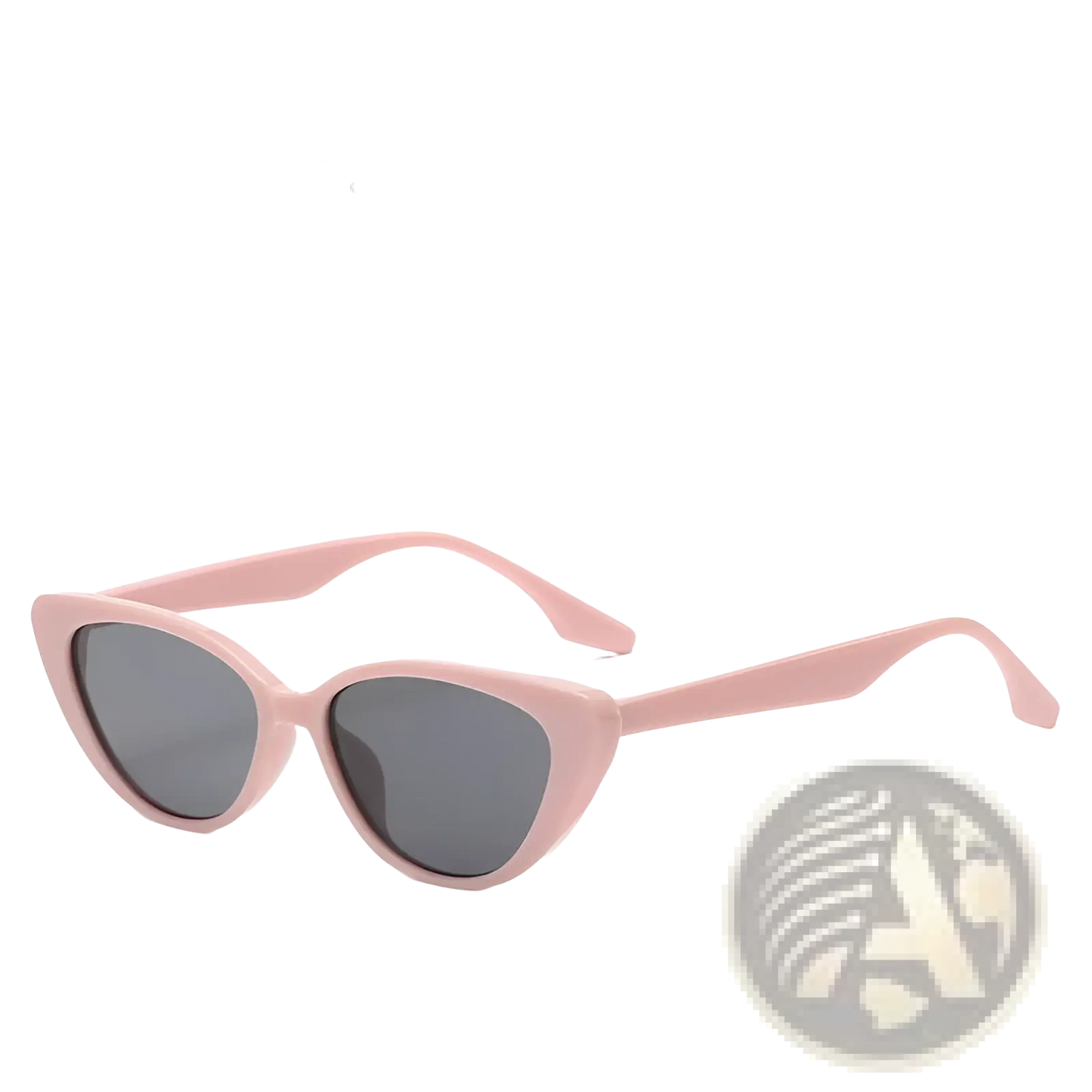 Retro Chic Cat Eye Sunglasses with Tinted Lenses