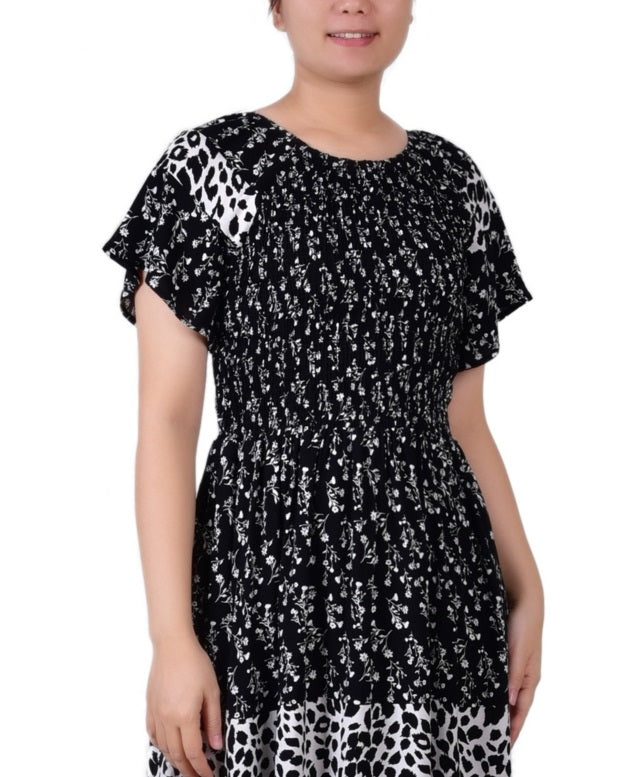 NY Collection Women's Short Sleeve Smocked Combo Print Dress Black Size Petite Medium
