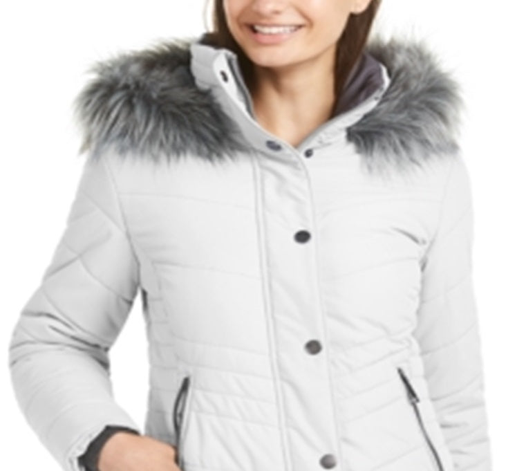 Maralyn Me Women's Zippered Puffer Coat White Size X-Large